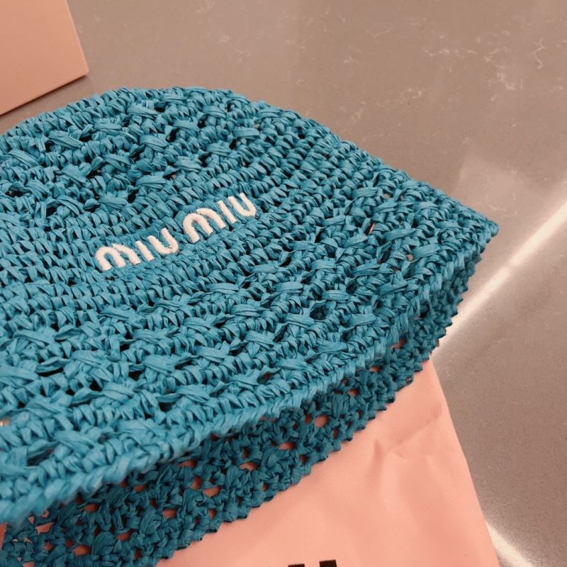 MIUMIU